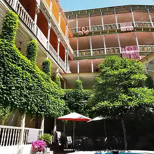 Nata Otel